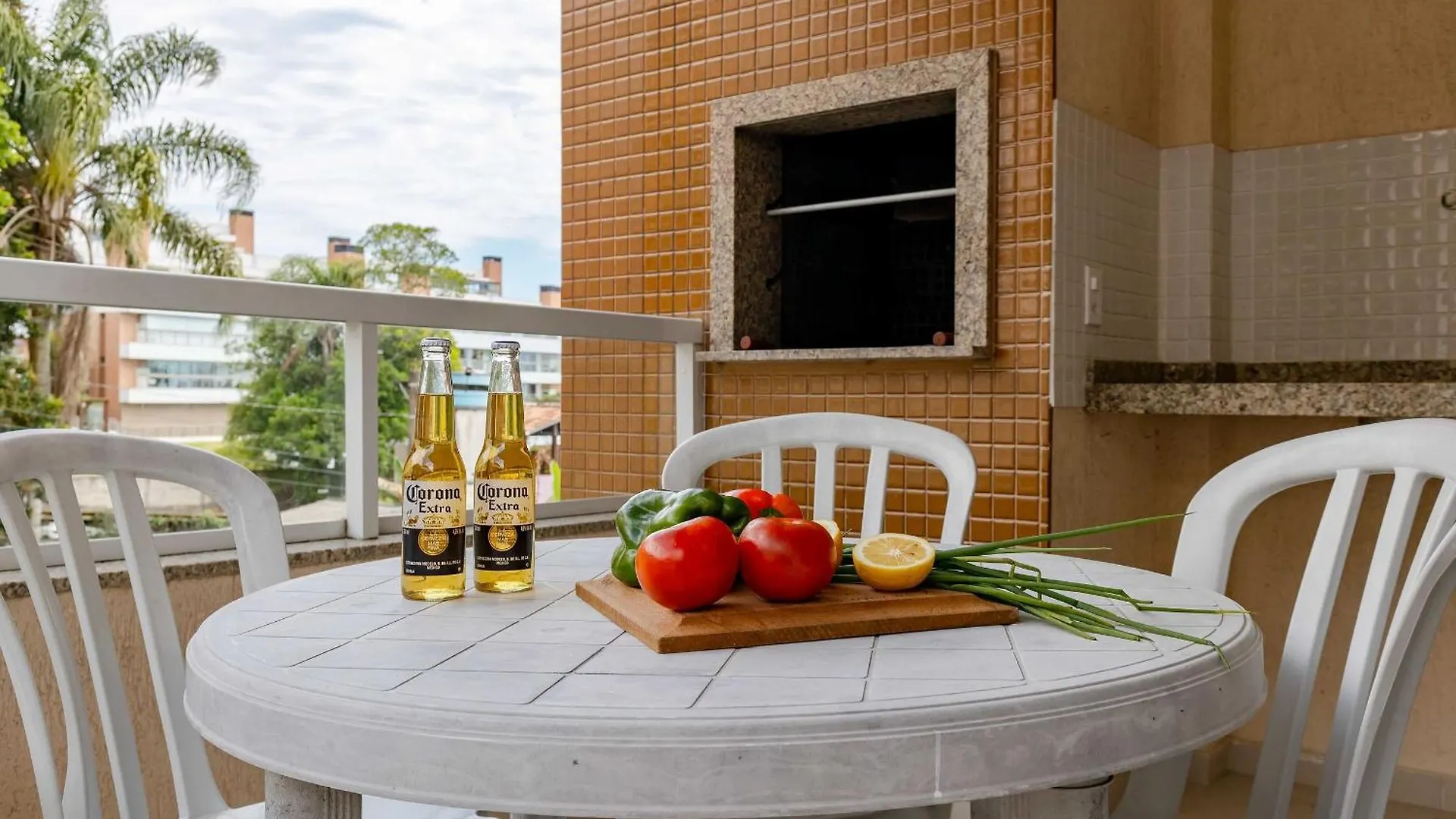 Apartamento A Poucos Metros Da Praia De Bombinhas 0*,